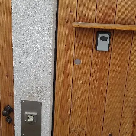 Ferienhaus Budenheim شقة