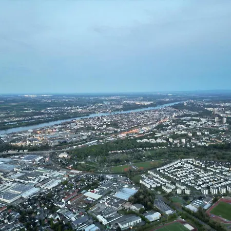 Ferienhaus Budenheim شقة